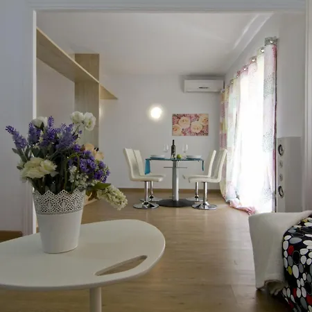Apartamento Pecado Con Pequena Terraza, Equipado, Ubicado En El Centro De Sitges- Pet Friendly By Globalsitges Apartman Sitges